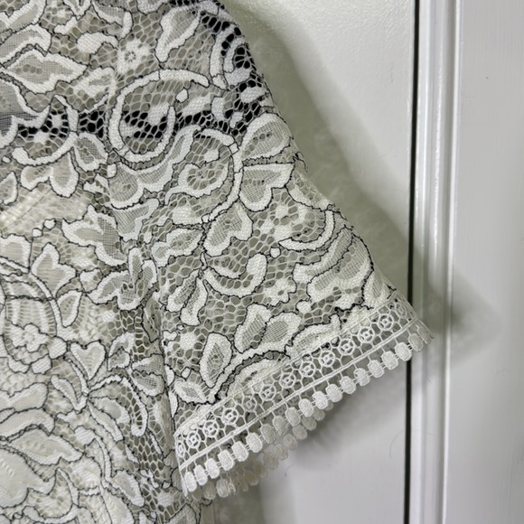 Cream Short Sleeve Lace Blouse with Embellished Design - Picture 3 of 9